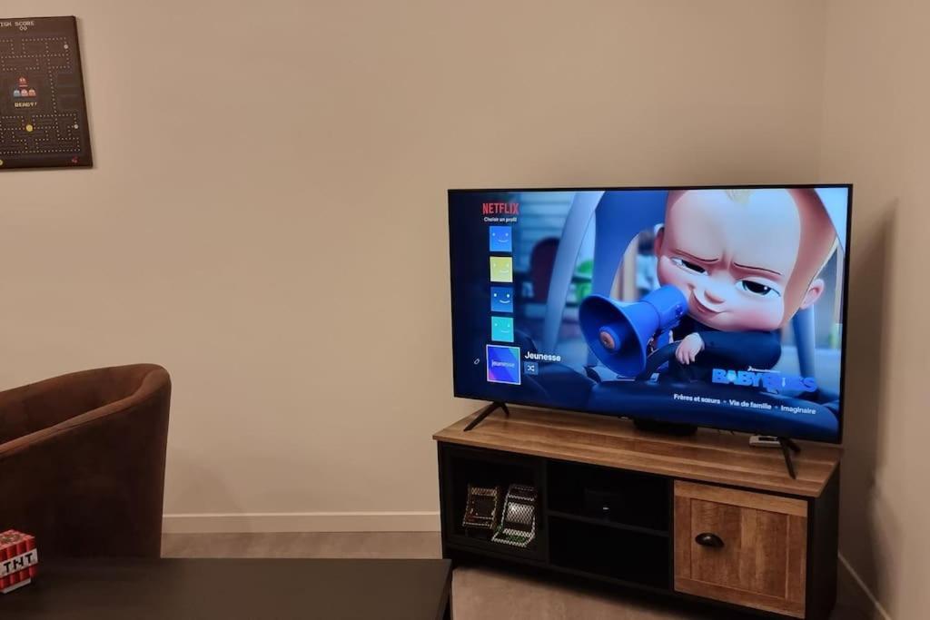 Belle Maison Climatisee Renovee Pac-Man Entre Collegues, Amis, Famille - Barbecue - Netflix - Prime - Baby Foot 50Cts Saint-Seurin-sur-l'Isle Luaran gambar
